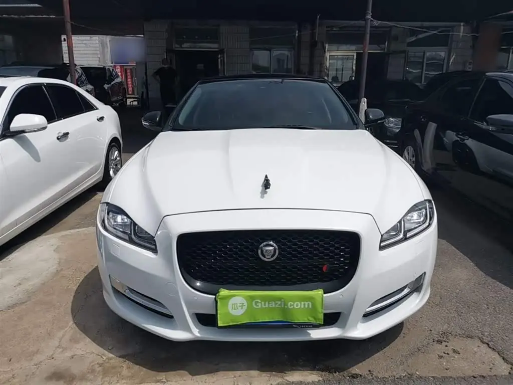 Jaguar XJ 2017 — Photo 3/20