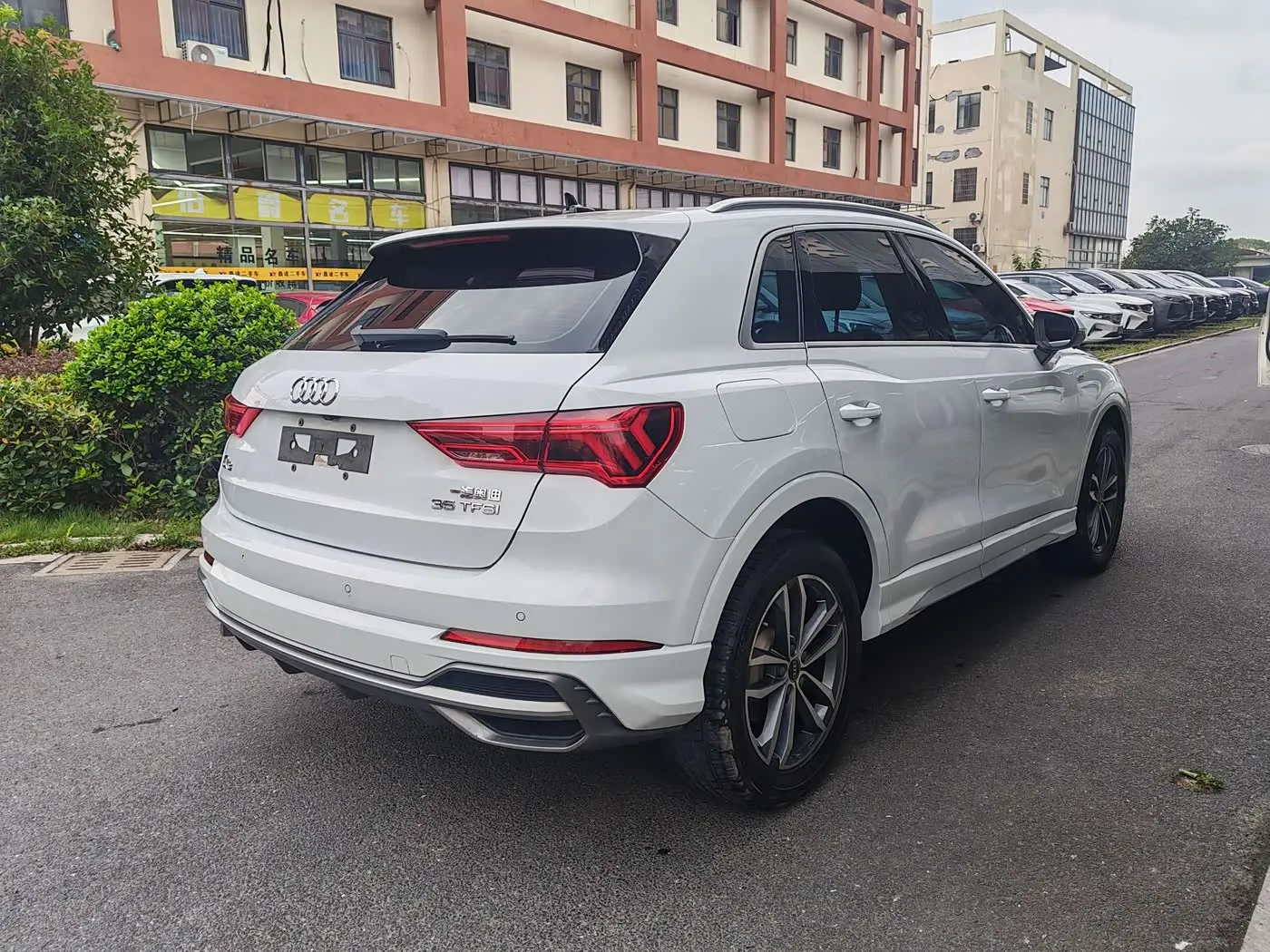 Audi Q3 2021 — Photo 10/19