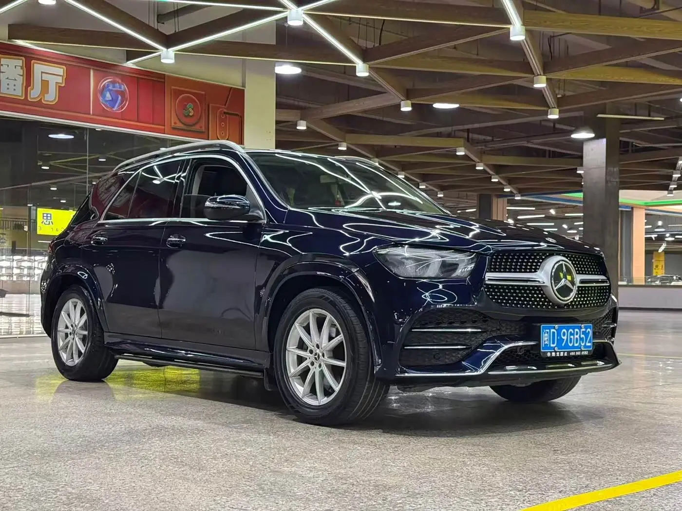 Mercedes-Benz GLE 2019 — Фото 3/9