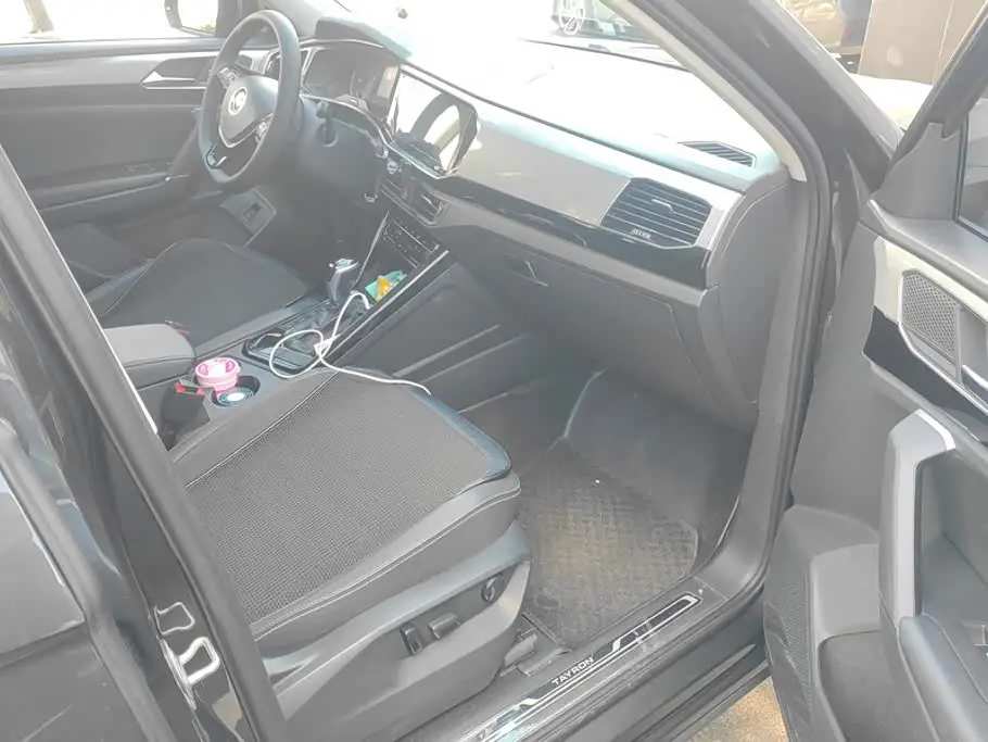 Volkswagen Tayron 2021 — Photo 8/16