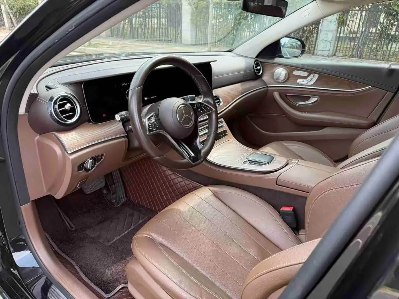 Mercedes-Benz E-Class New Energy 2023 — Фото 4/9
