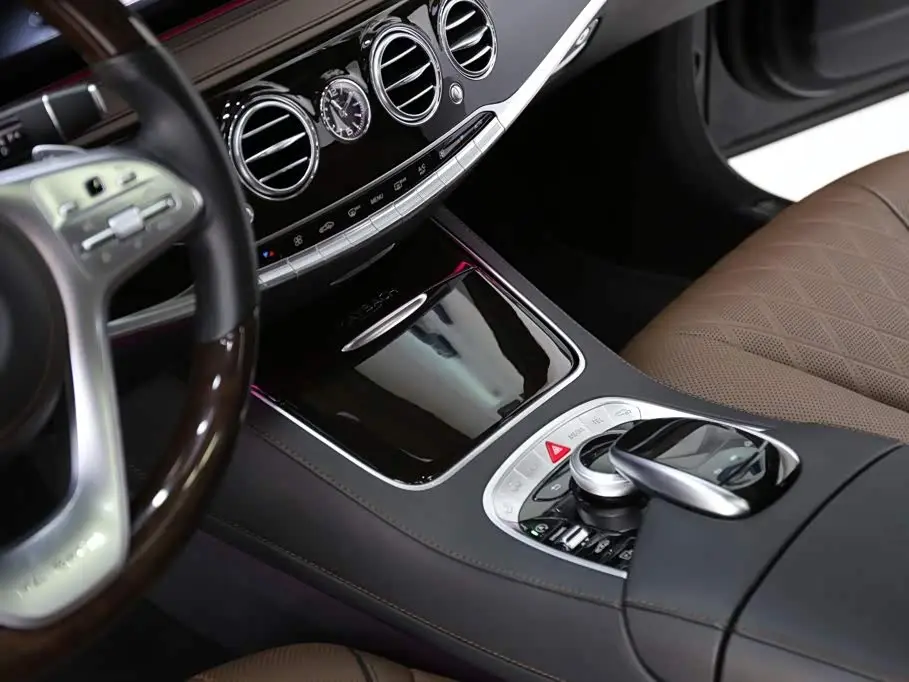 Mercedes-Benz Maybach S-Class 2018 — Фото 17/20