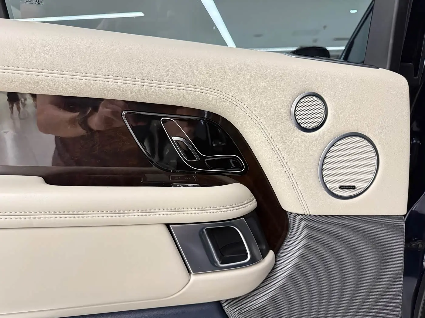 Land Rover Range Rover 2020 — Фото 13/20