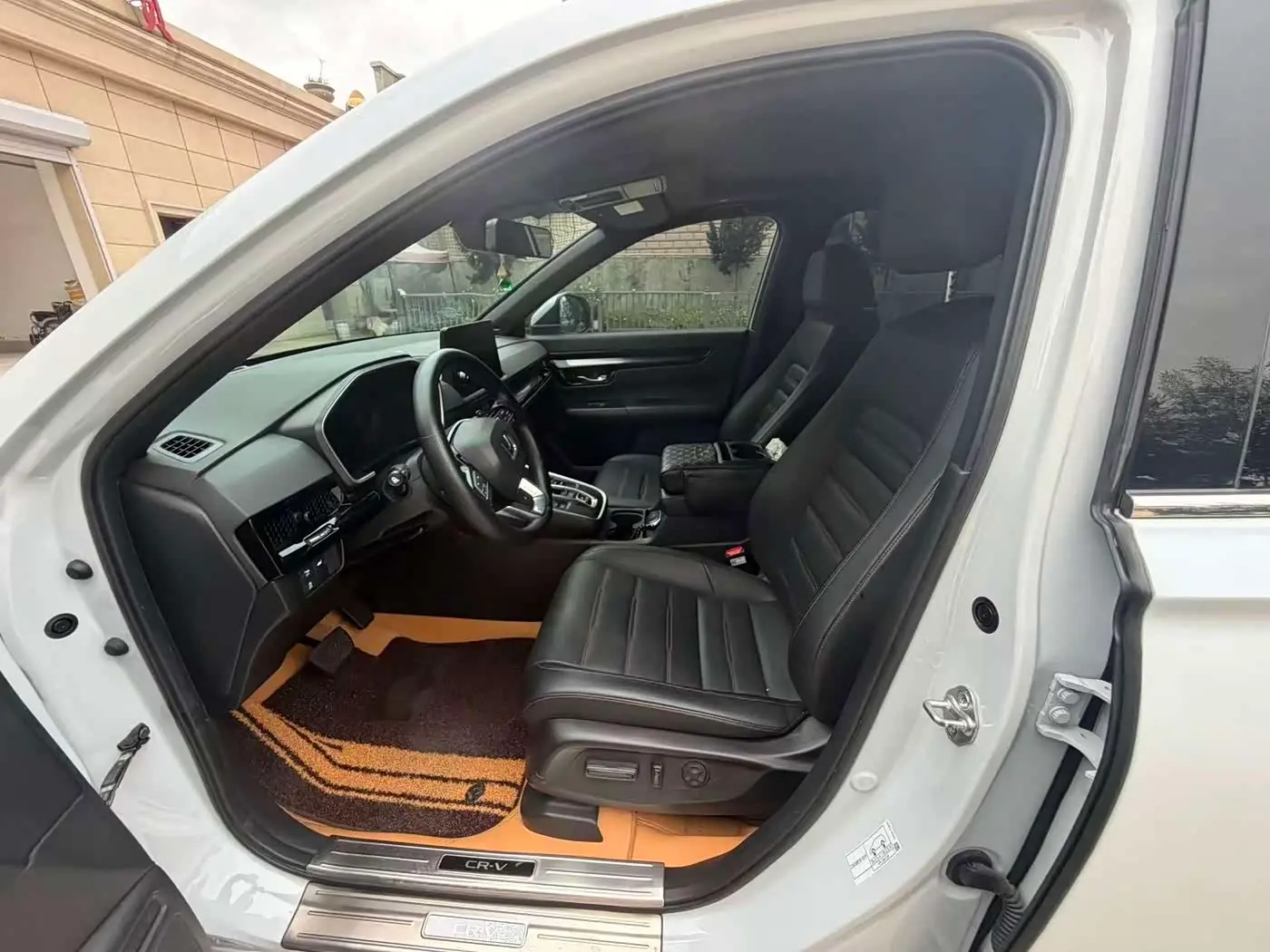 Honda CR-V 2023 — Photo 4/10
