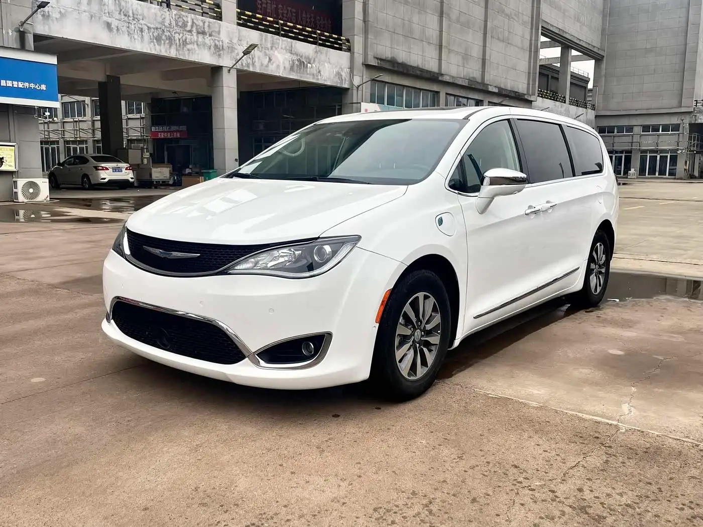 Chrysler Grand Caravan PHEV, 2025