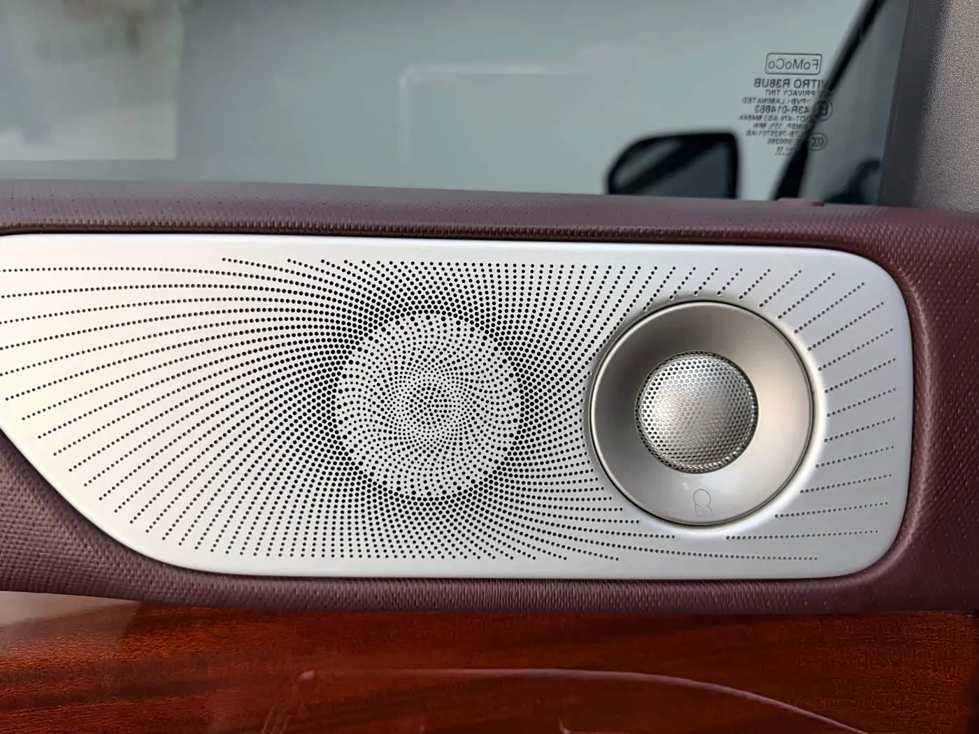 Lincoln Navigator 2018 — Photo 11/20