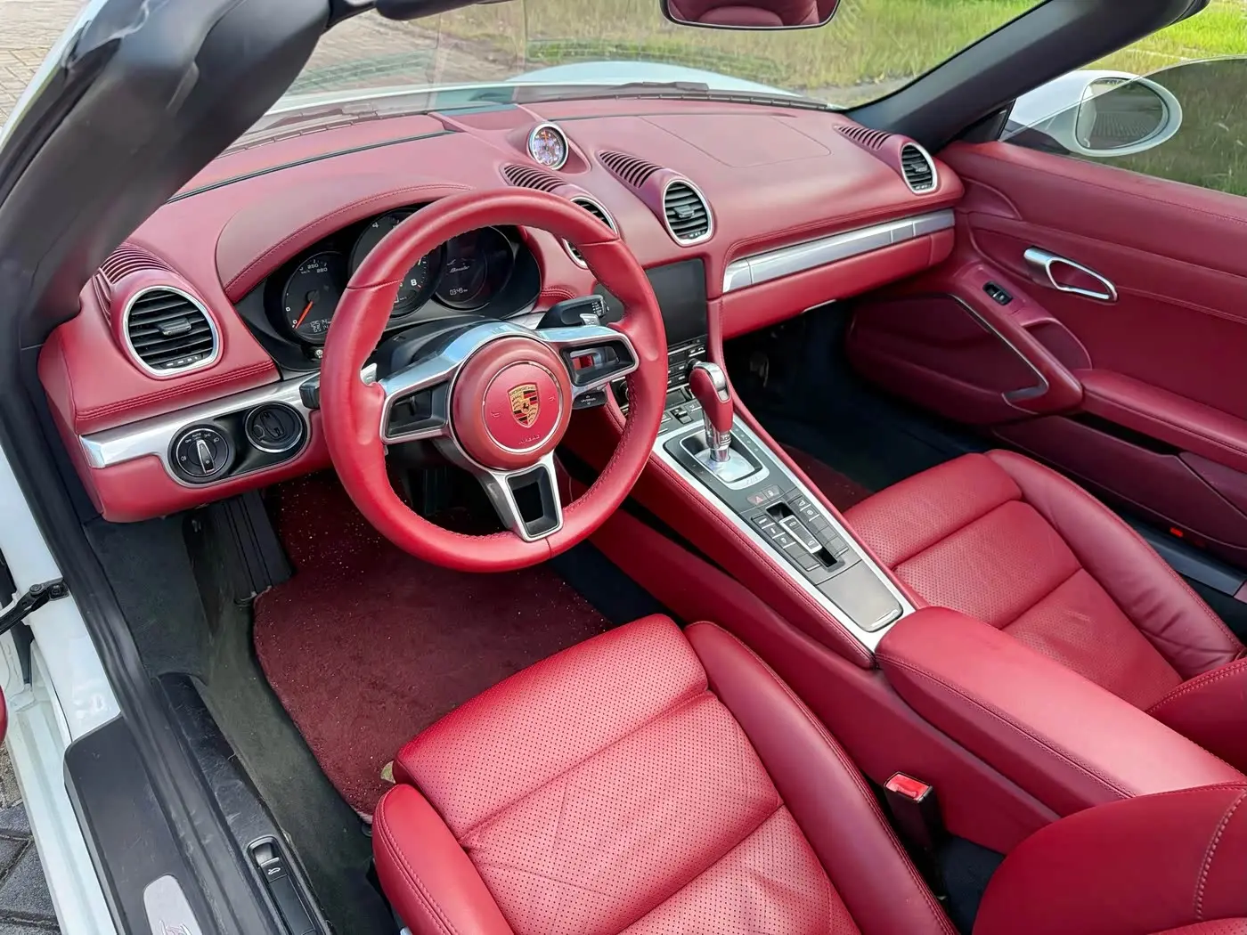Porsche 718 2016 — Photo 6/20