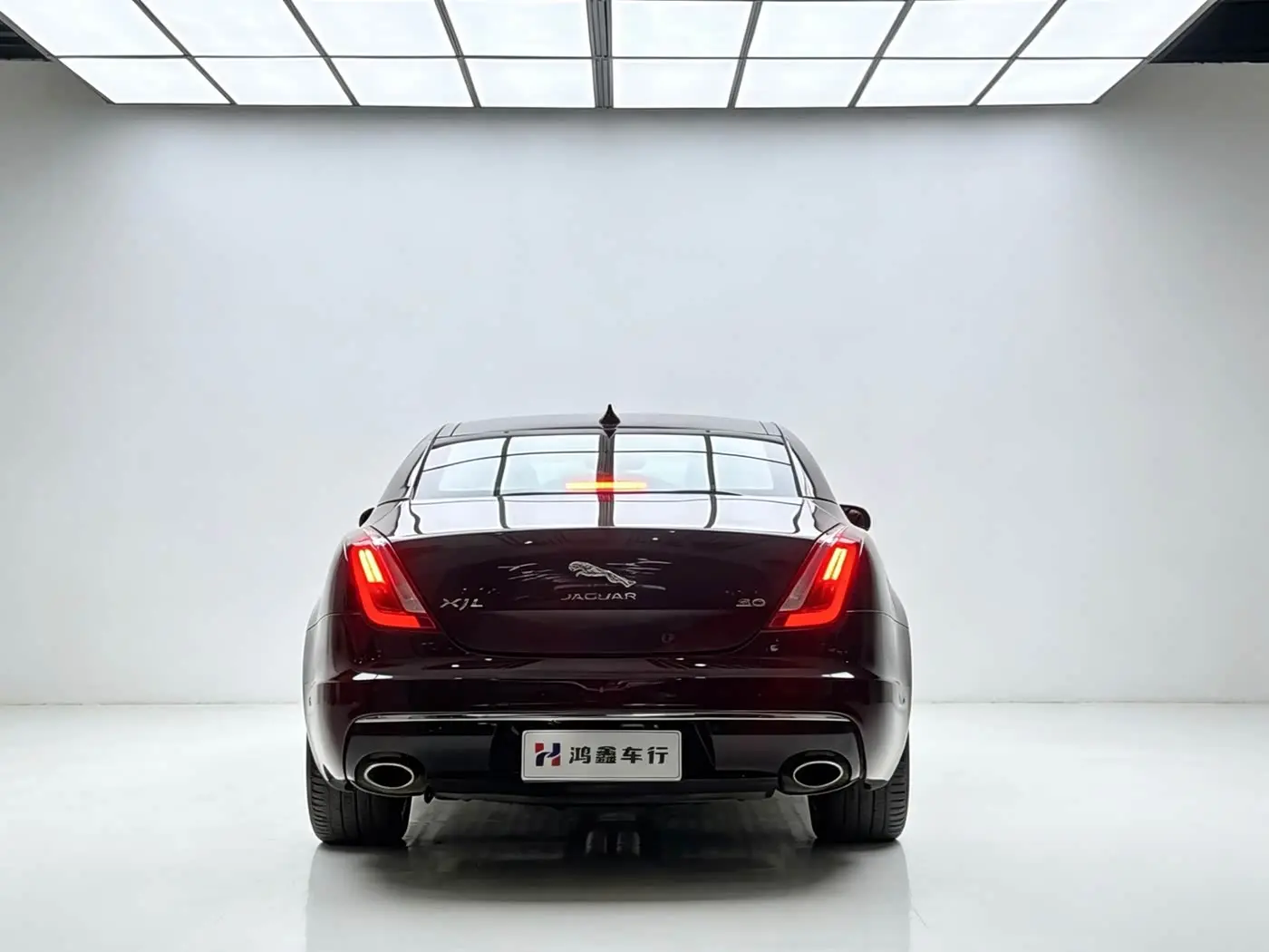 Jaguar XJ 2018 — Şəkil 5/17