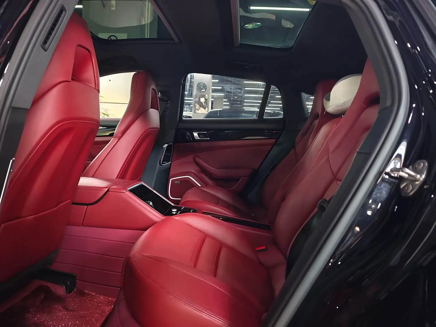 Porsche Panamera 2020 — Photo 8/13