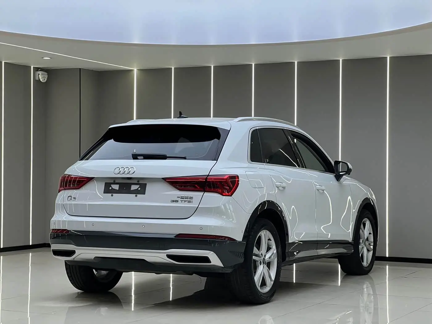 Audi Q3 2022 — Photo 16/18