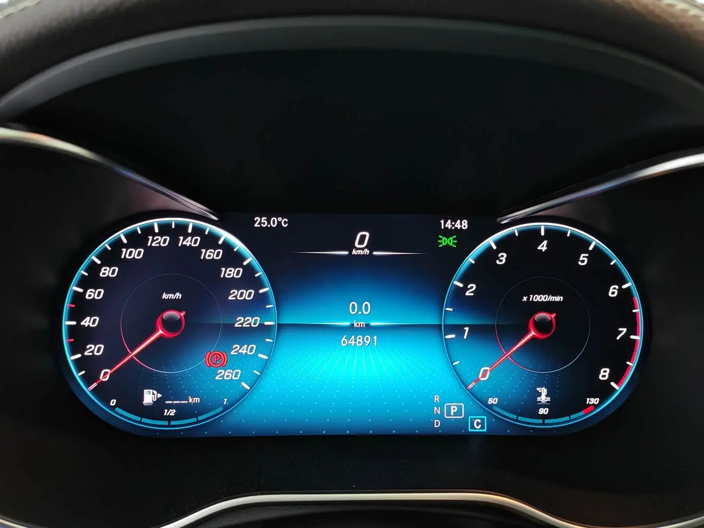 Mercedes-Benz GLC 2020 — Şəkil 8/20