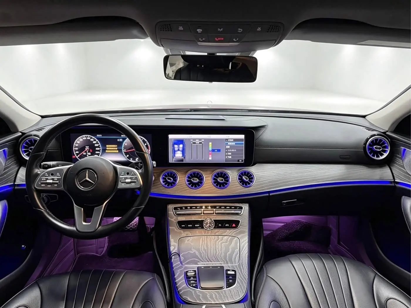 Mercedes-Benz CLS 2019 — Photo 5/9