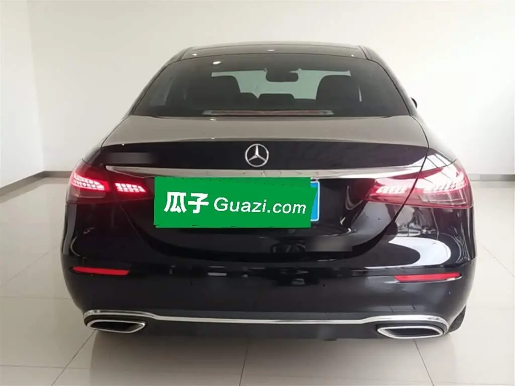 Mercedes-Benz E-Class 2023 — Photo 4/20