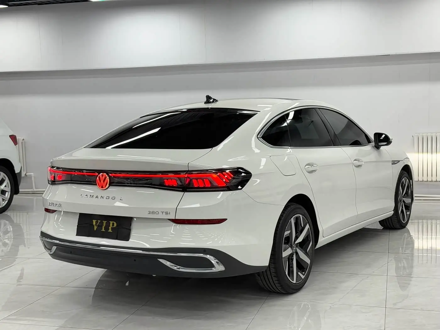 Volkswagen Lamando 2022 — Photo 5/20