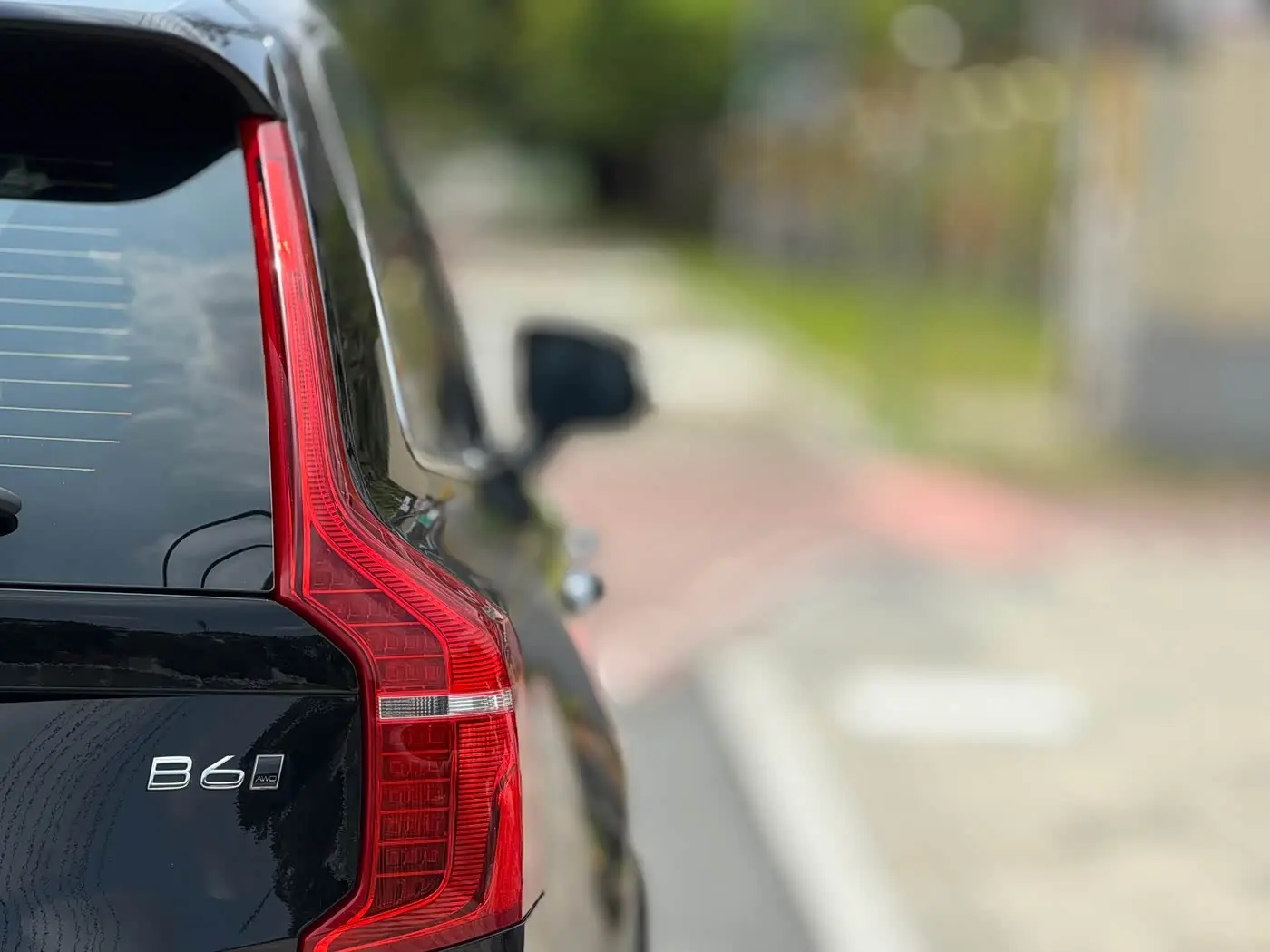 Volvo XC90 2022 — Photo 6/16