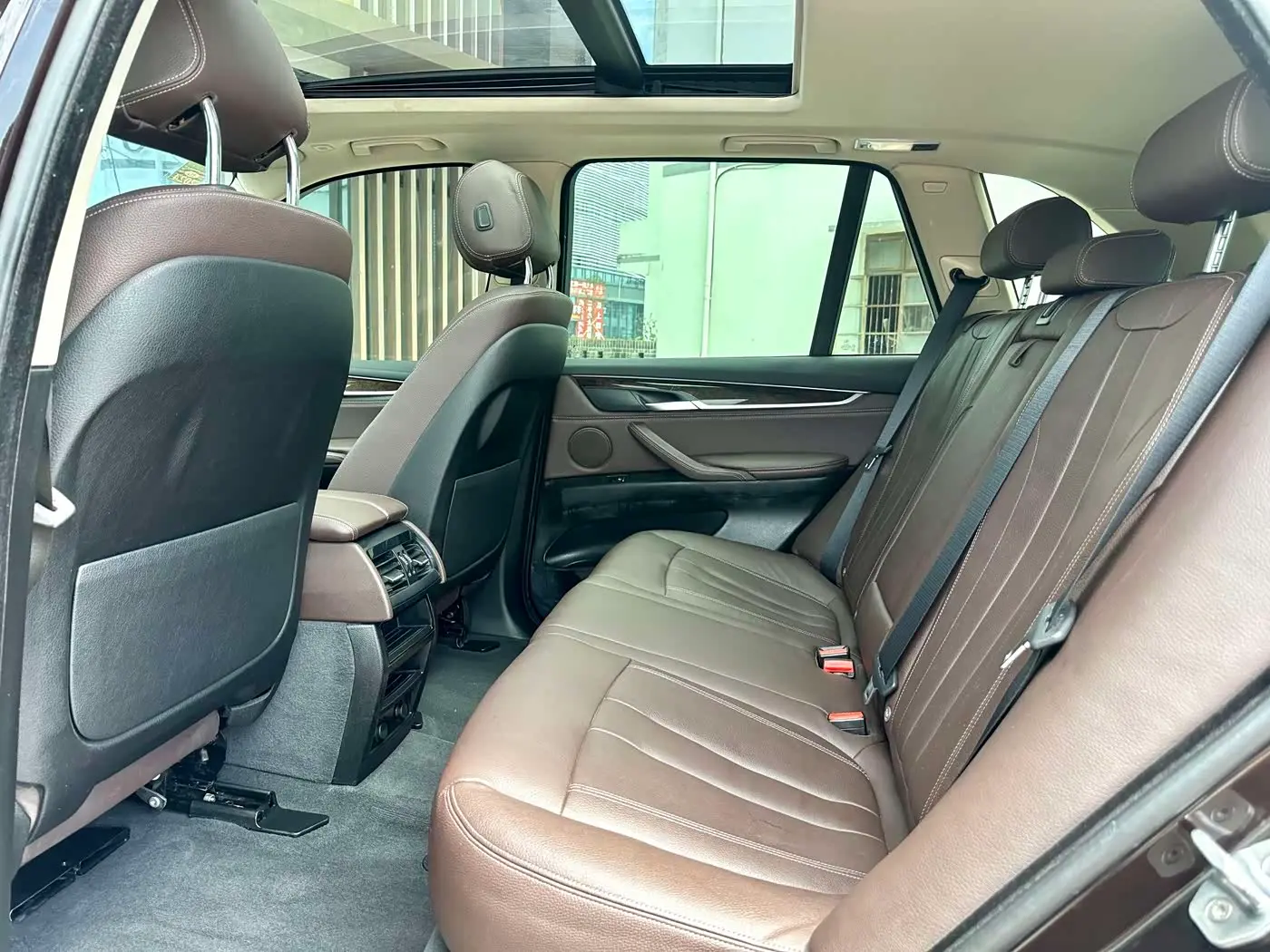 BMW X5 2016 — Photo 6/13