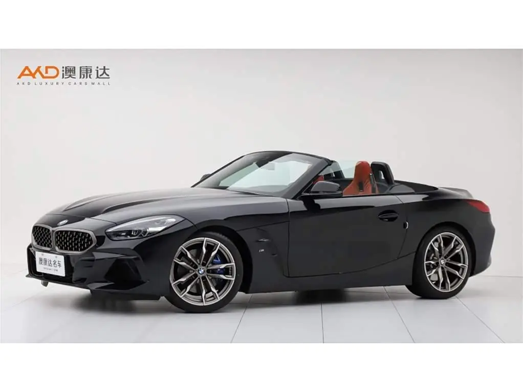 BMW Z4 2022 — Фото 1/10
