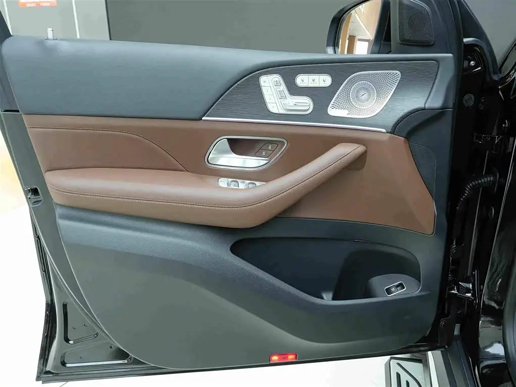 Mercedes-Benz GLE 2024 — Photo 14/20
