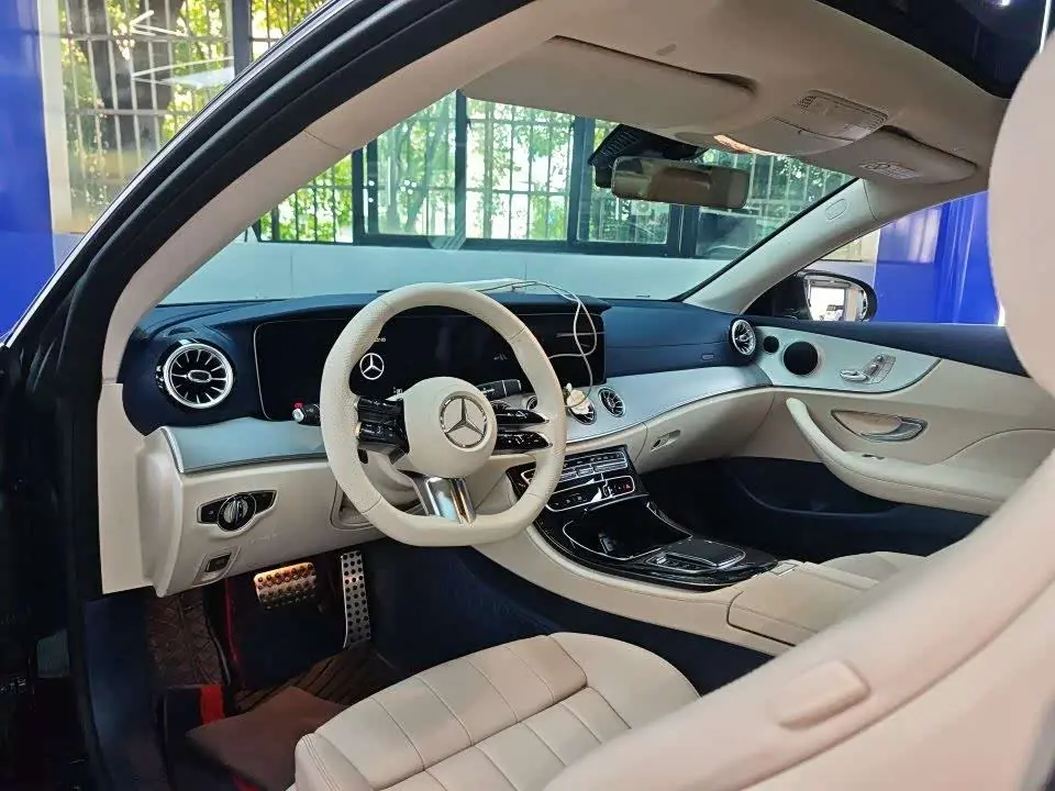 Mercedes-Benz E-Class 2023 — Фото 2/13