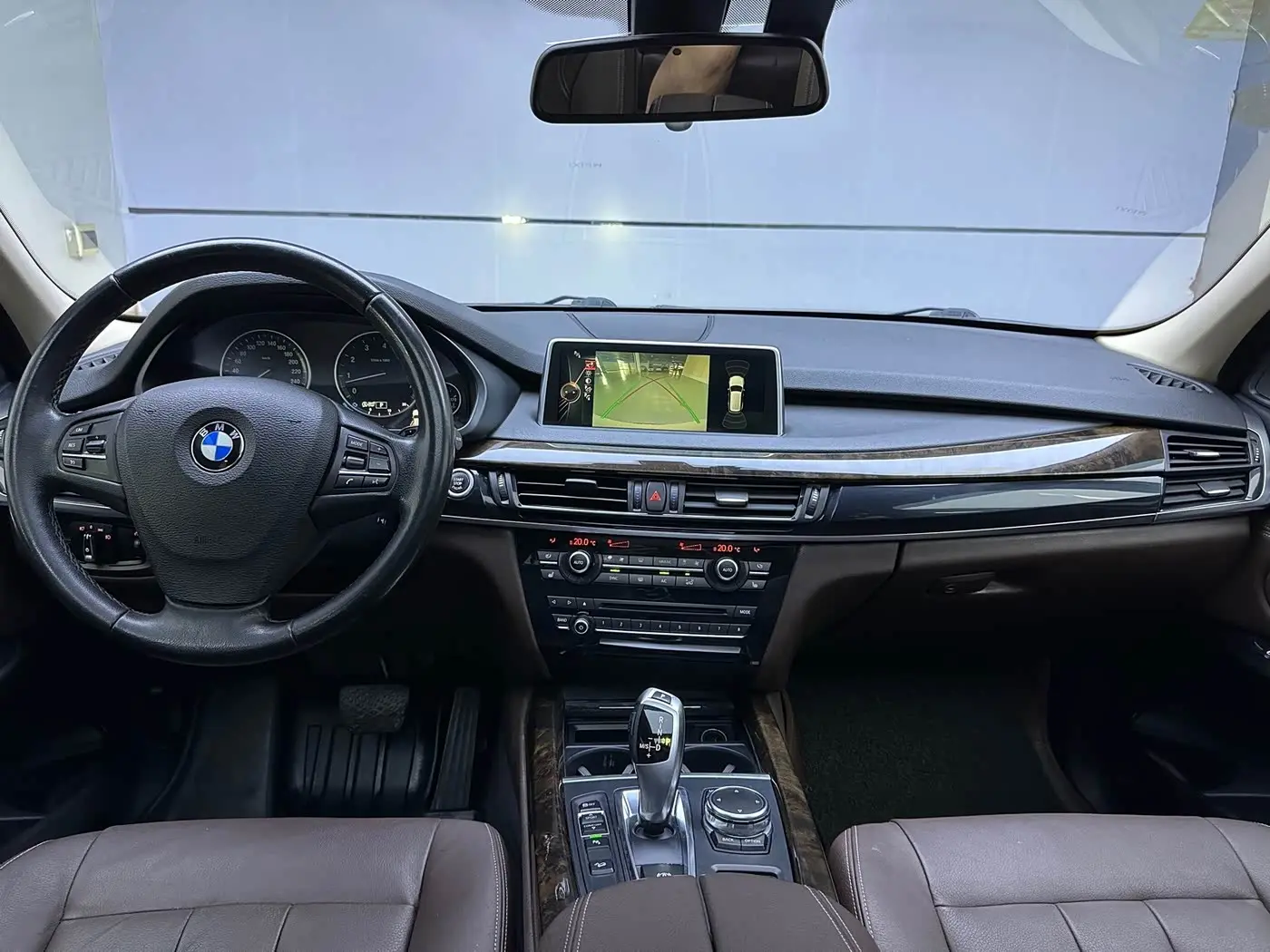 BMW X5 2015 — Photo 7/12