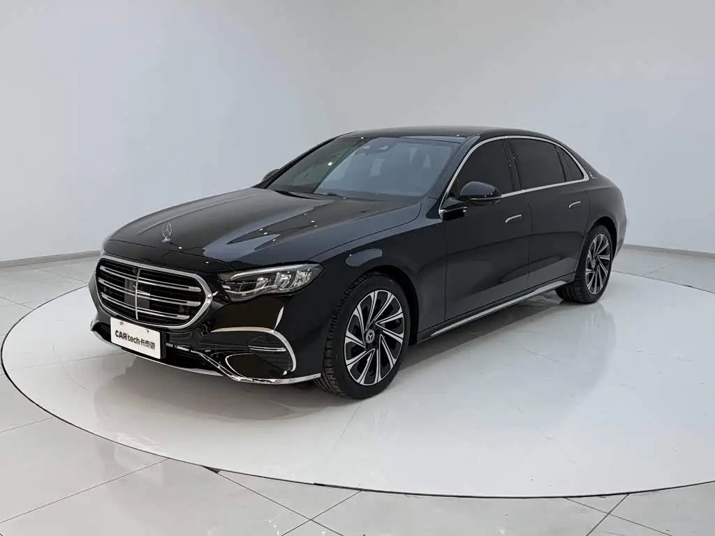 Mercedes-Benz E-Class 2025 — Фото 20/20