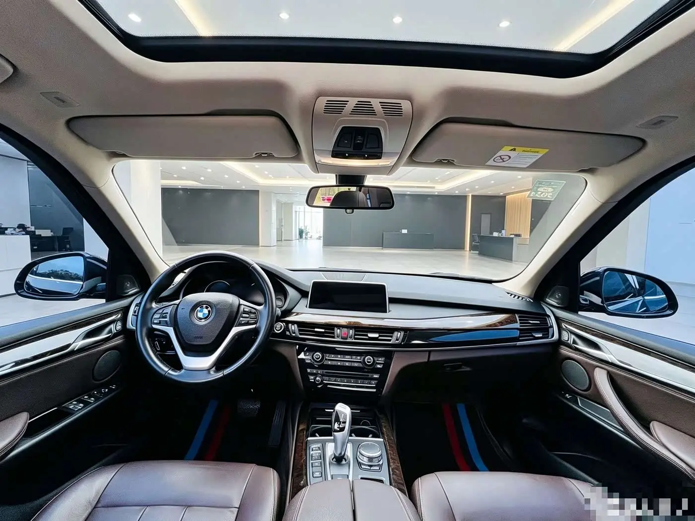 BMW X5 2018 — Фото 7/11