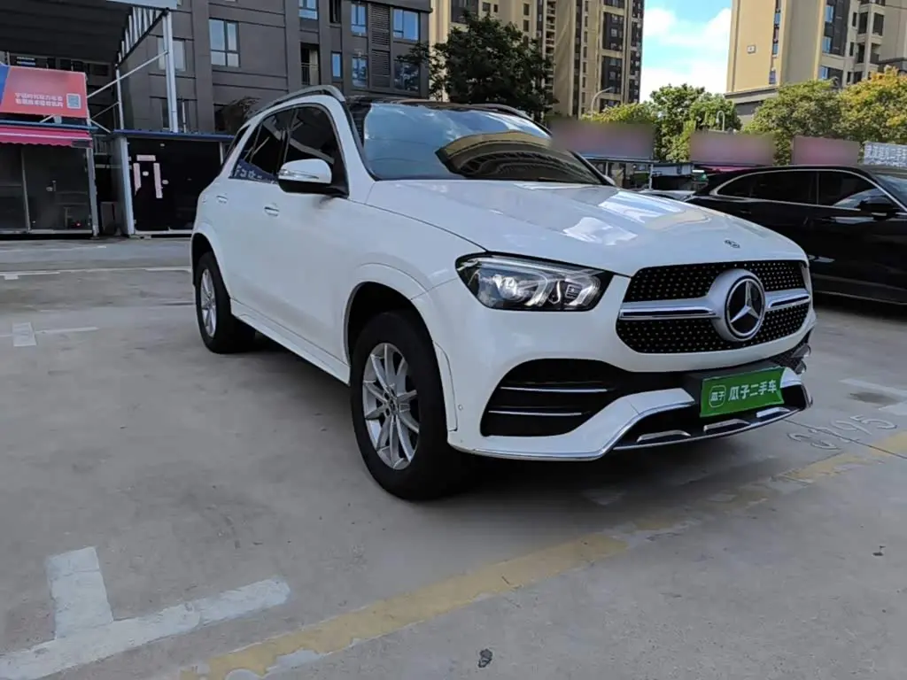 Mercedes-Benz GLE 2020 — Photo 4/20