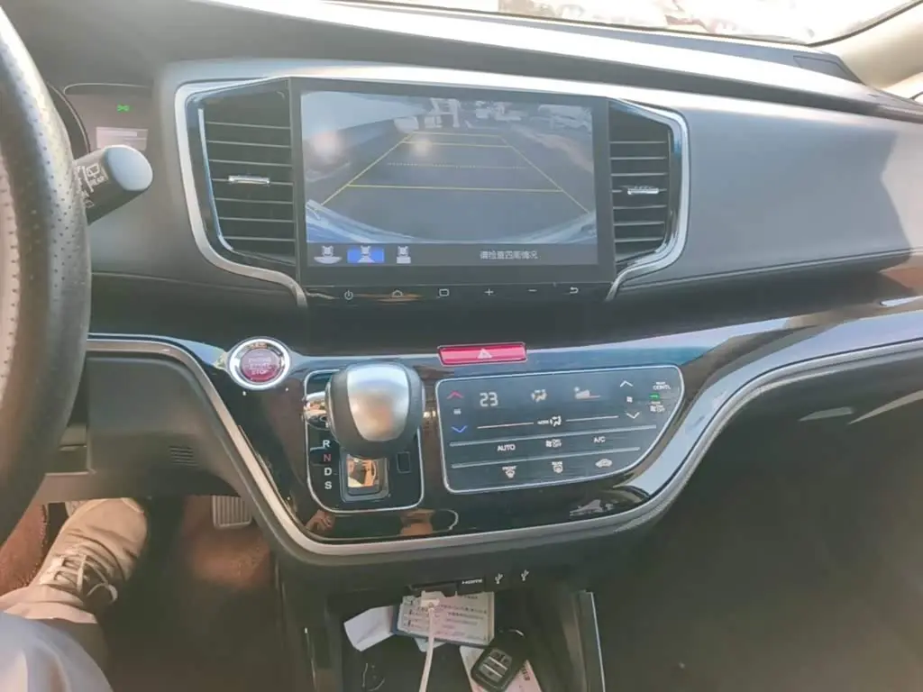 Honda Odyssey 2017 — Photo 13/20