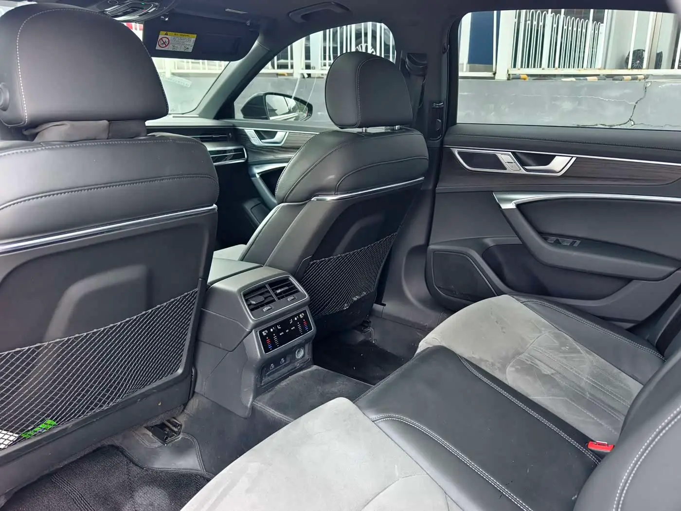 Audi A6L 2024 — Photo 14/18
