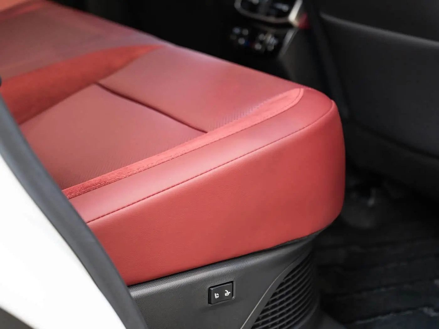 Lexus RX 2025 — Photo 20/20