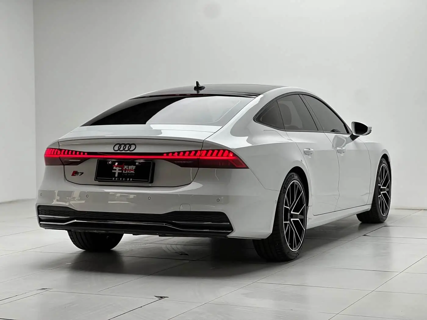 Audi A7 2022 — Photo 4/20