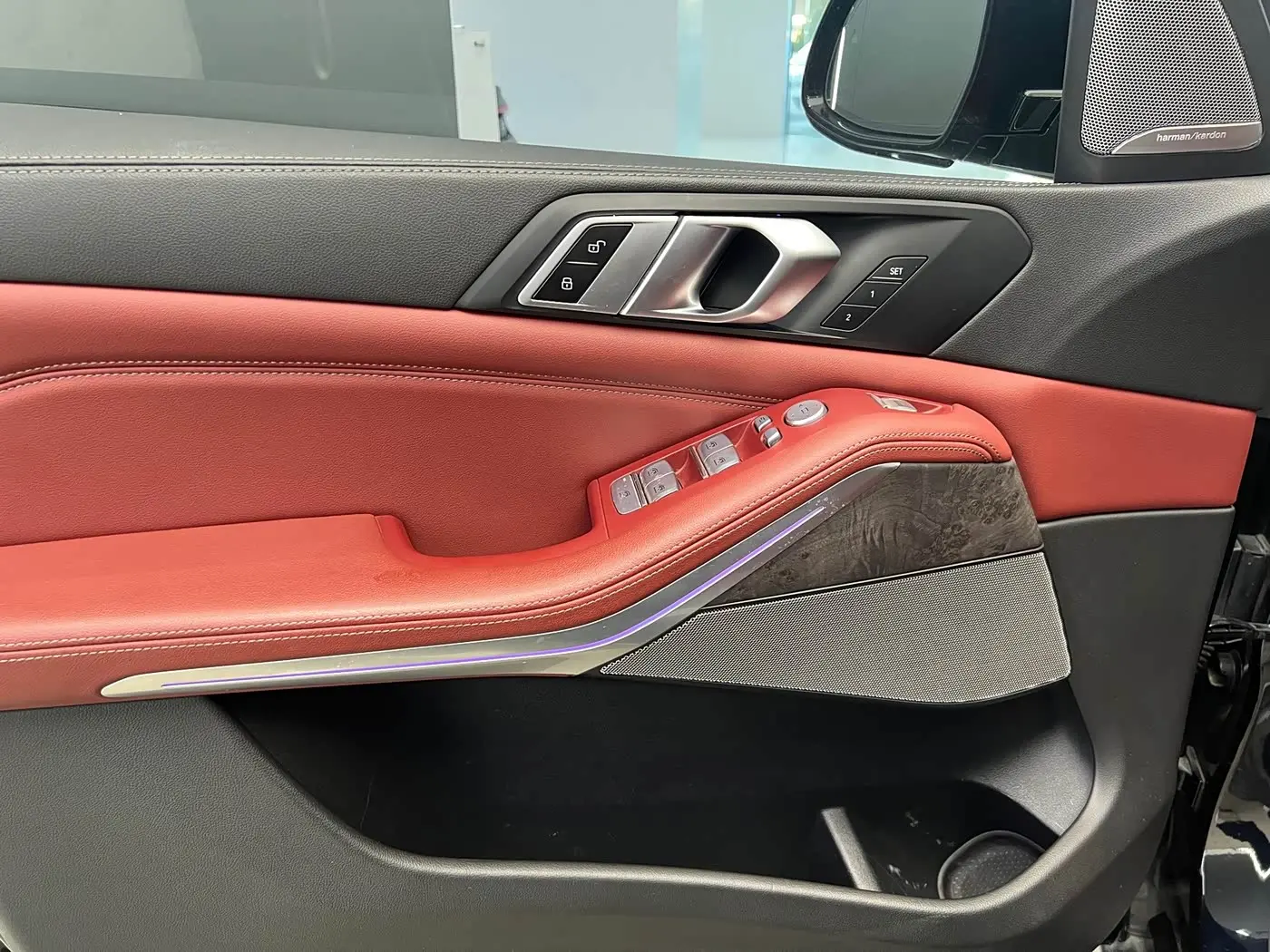BMW X5 2023 — Photo 8/20