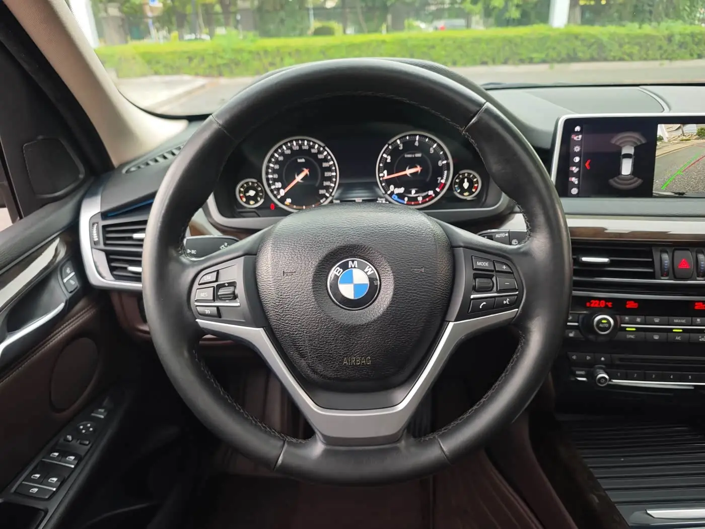 BMW X5 2018 — Şəkil 11/20