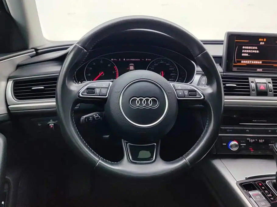 Audi A6L 2016 — Photo 15/16