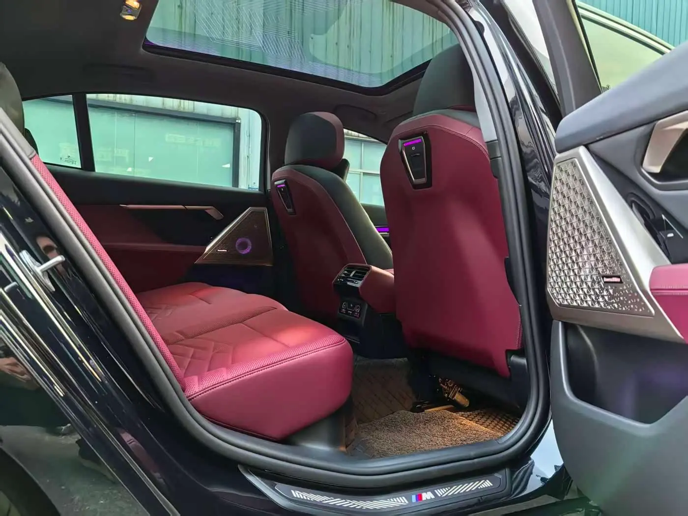 BMW 5 Series 2025 — Photo 11/20