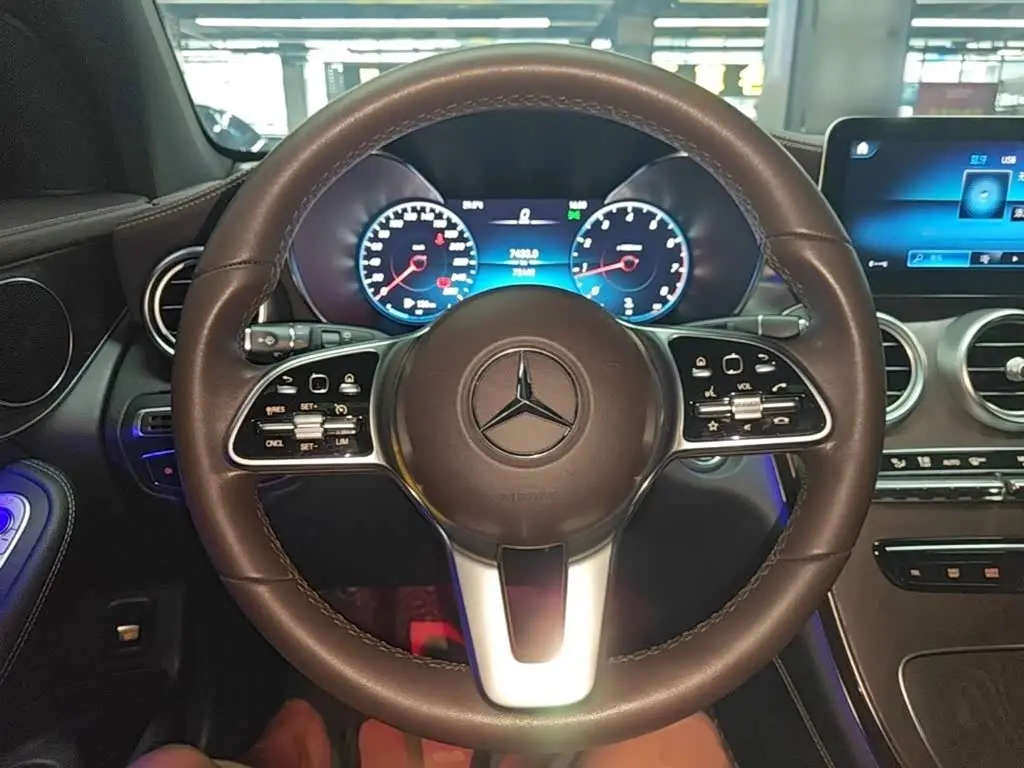 Mercedes-Benz GLC 2021 — Фото 11/20