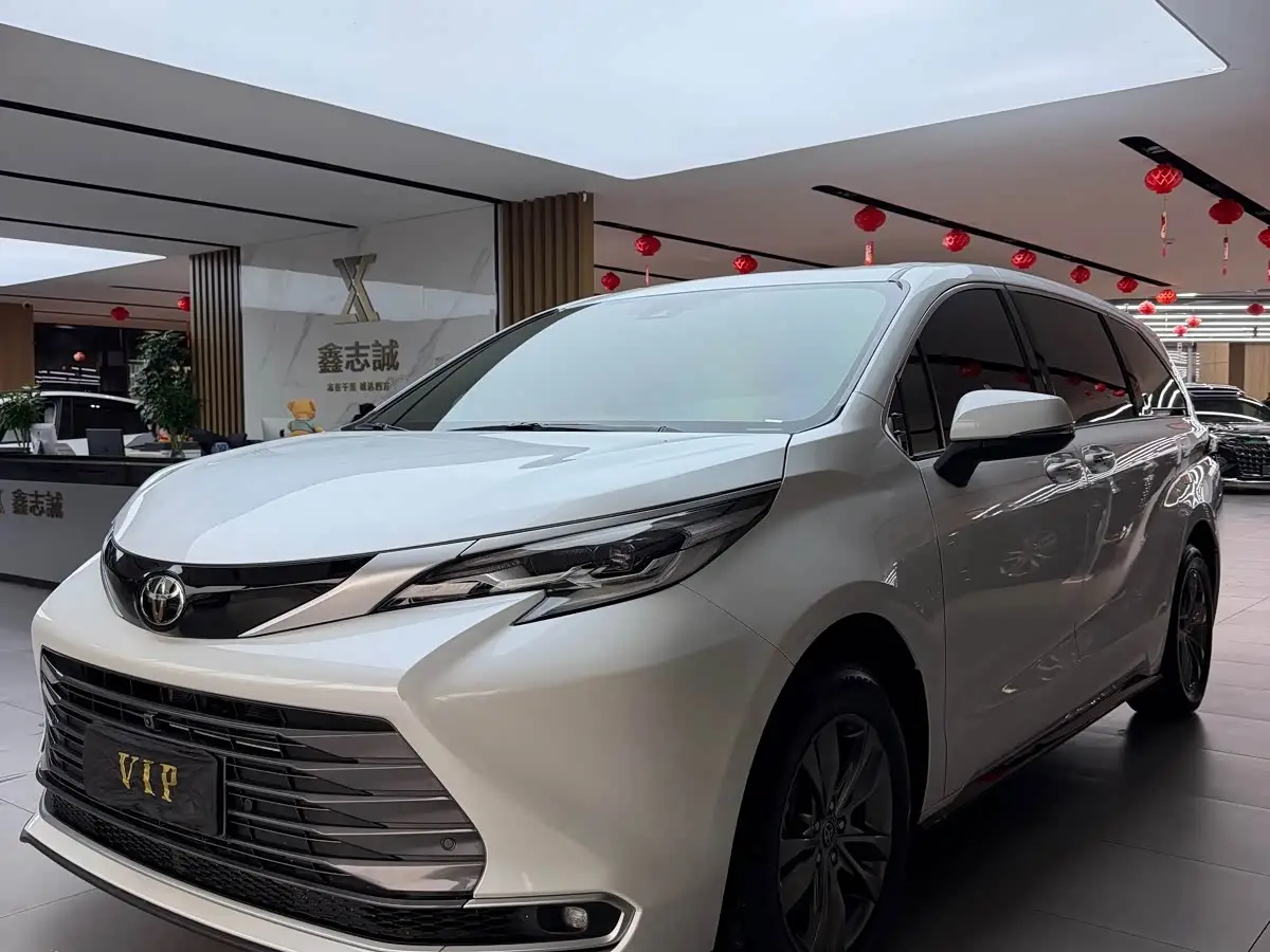 Toyota Sienna, 2026