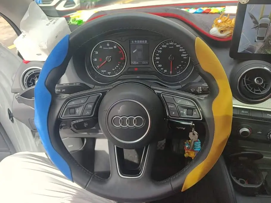 Audi Q2L 2021 — Photo 15/16
