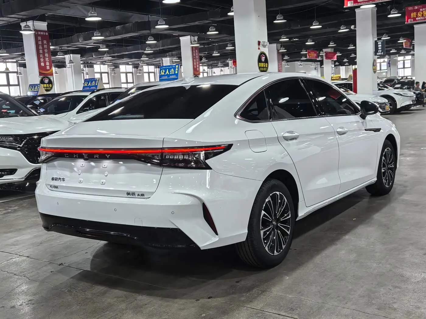 Chery Fengyun Fengyun A8 2025 — Şəkil 6/9