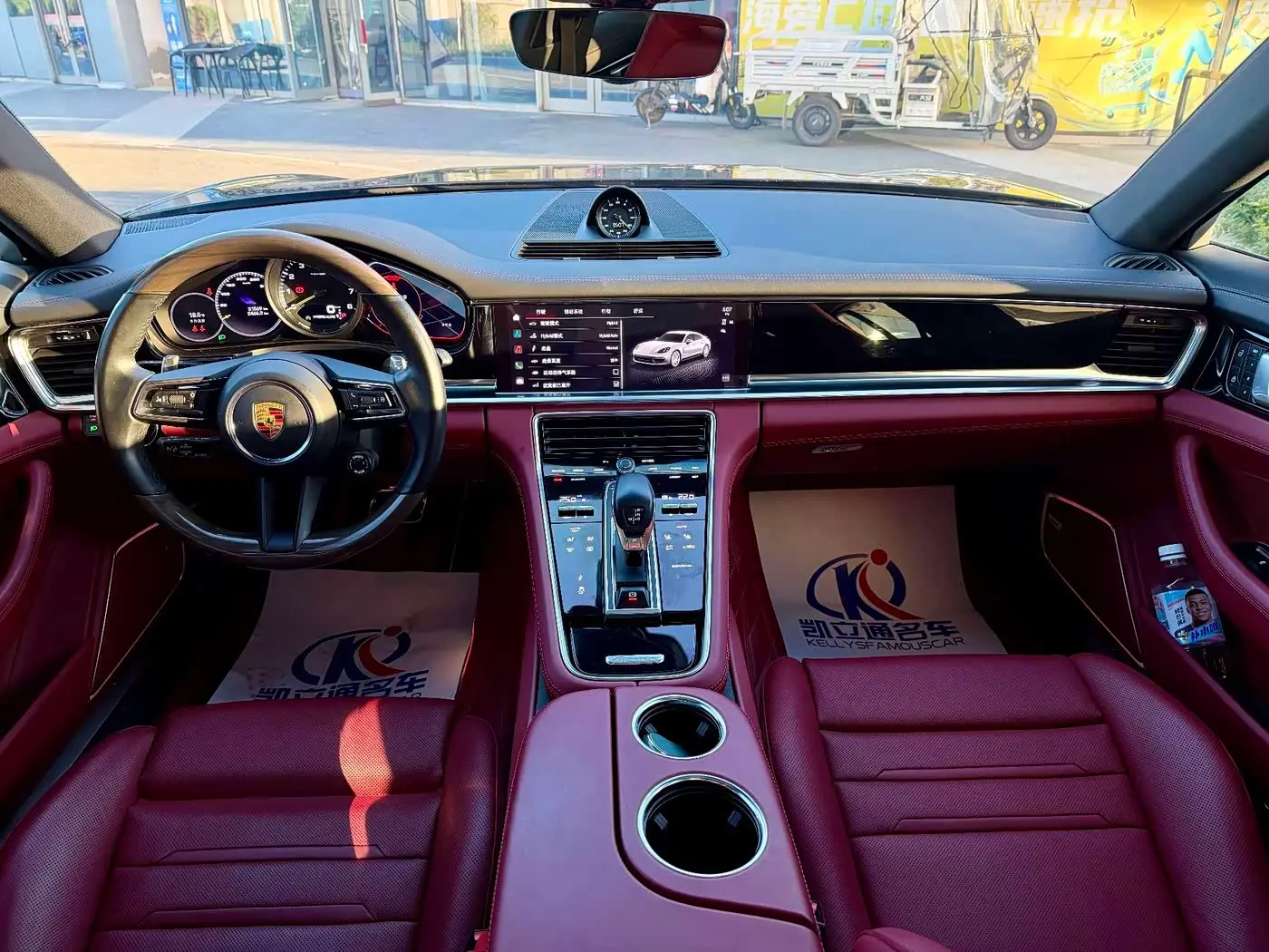 Porsche Panamera New Energy 2022 — Photo 15/15