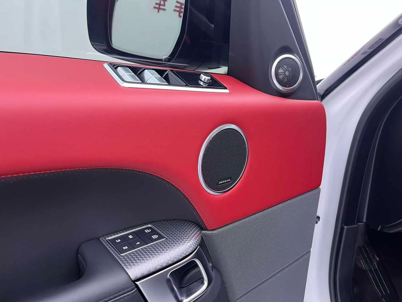 Land Rover Range Rover Sport 2021 — Photo 2/20