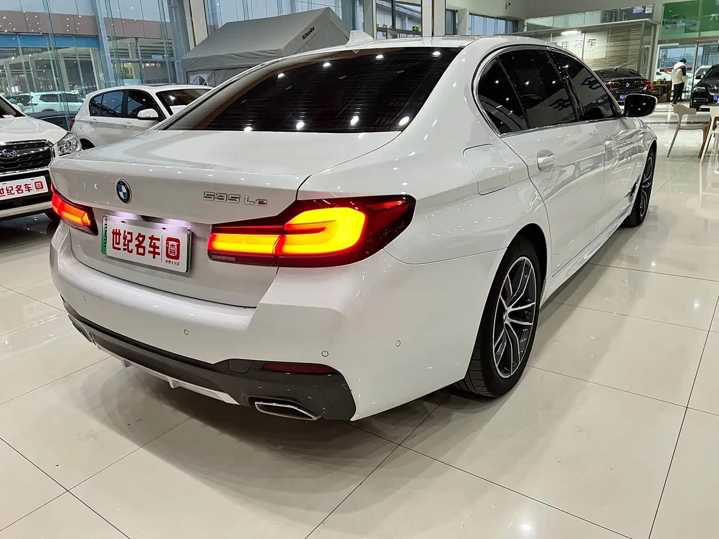 BMW 5 Series New Energy 2021 — Фото 5/15