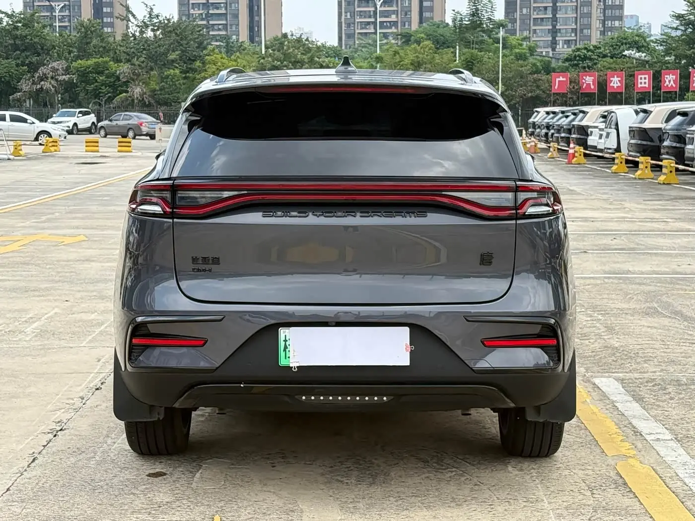 BYD Tang New Energy 2023 — Photo 6/17