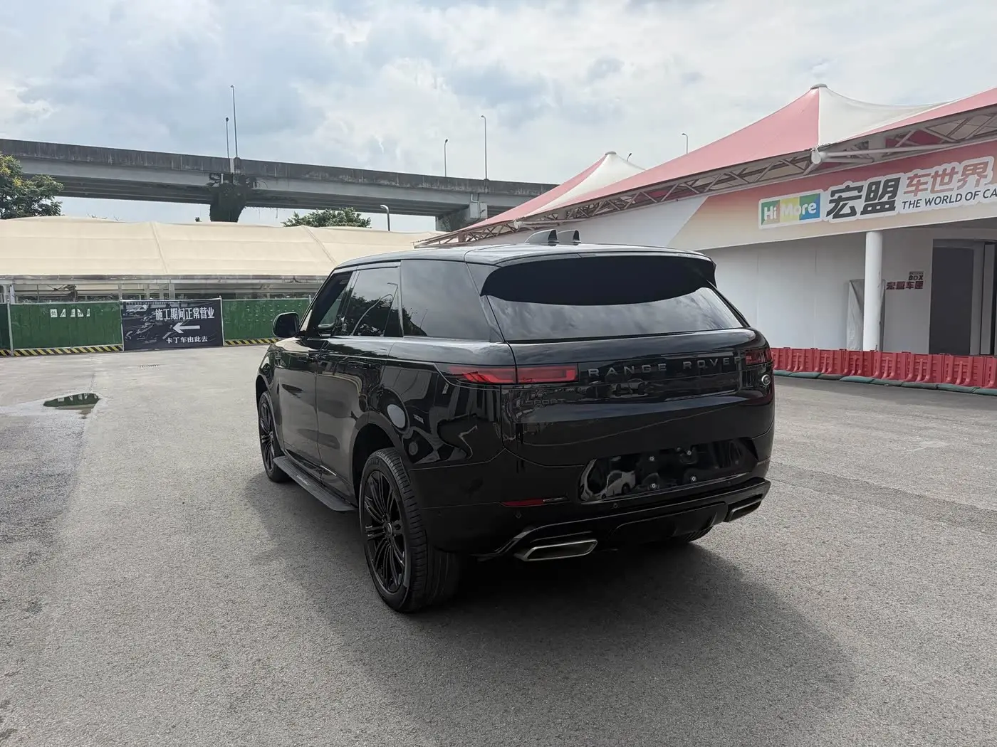 Land Rover Range Rover Sport 2023 — Фото 8/15