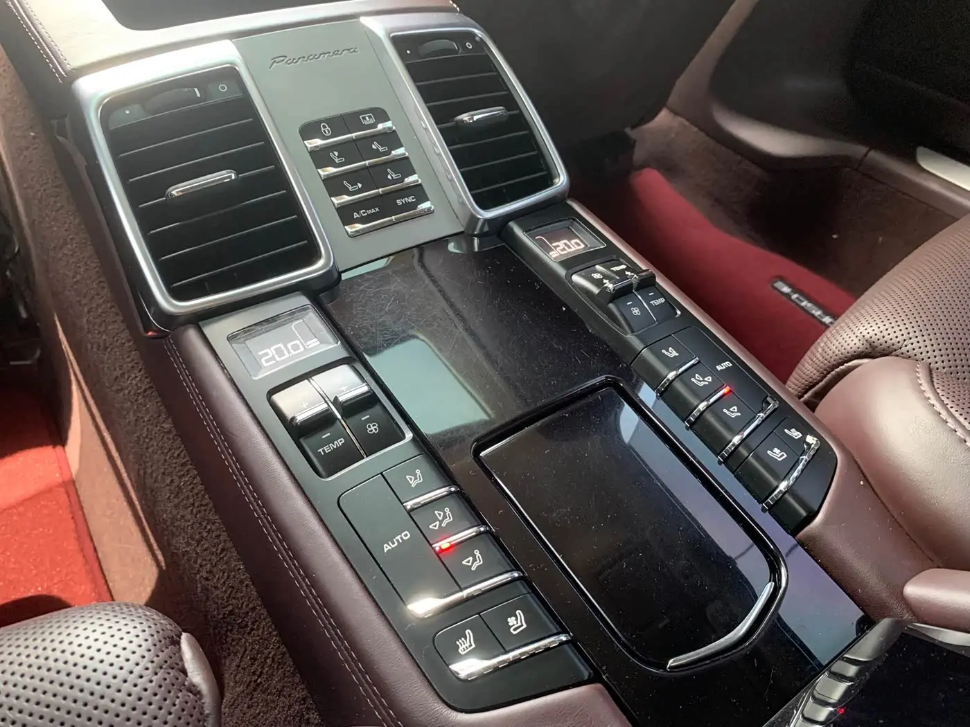 Porsche Panamera 2015 — Фото 15/20