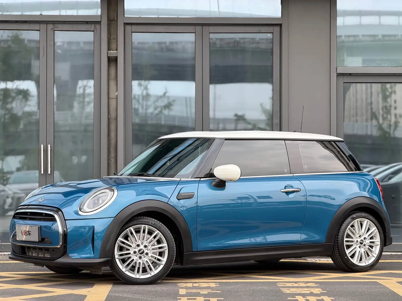 MINI MINI, 2021