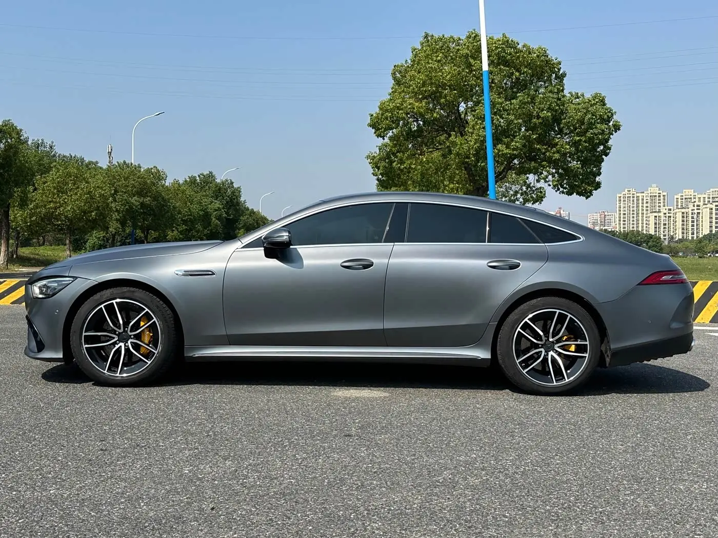 Mercedes-Benz AMG GT 2020 — Photo 8/20