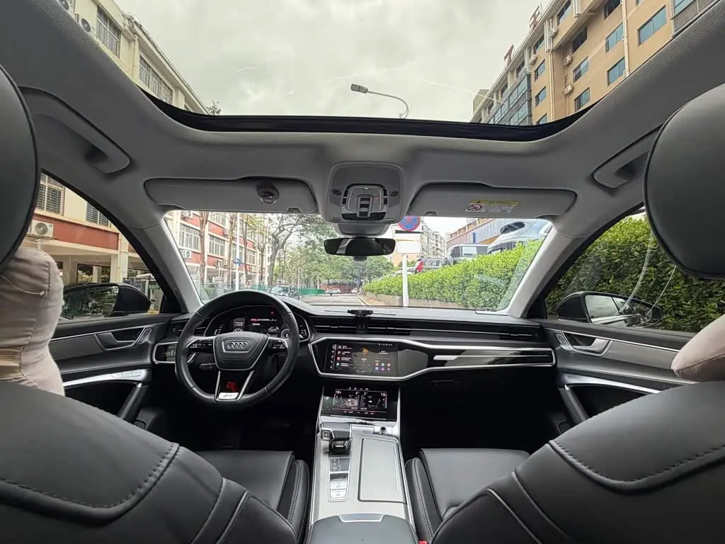 Audi A6L 2023 — Photo 6/14