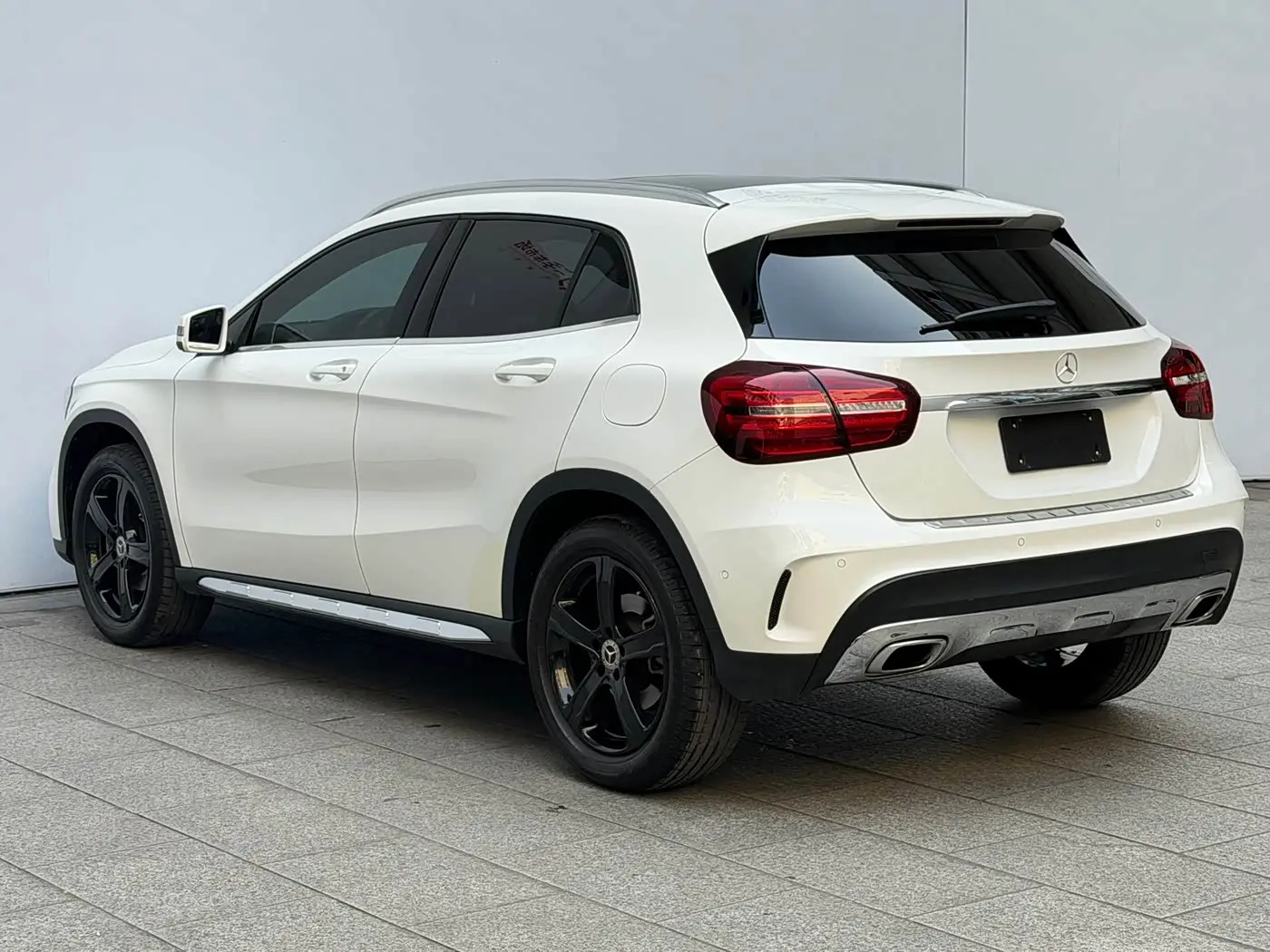 Mercedes-Benz GLA 2019 — Фото 19/20