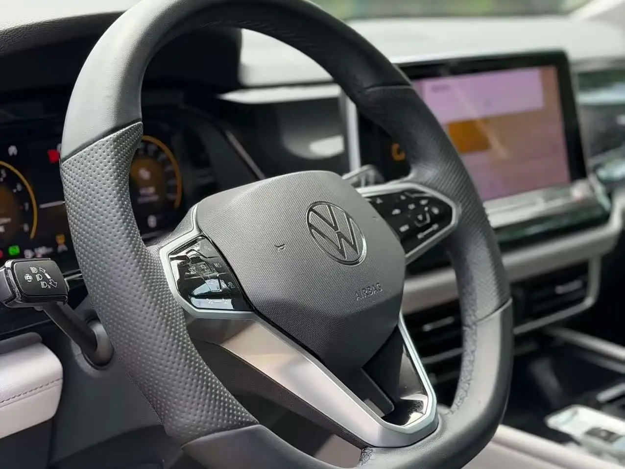 Volkswagen Teramont 2021 — ფოტო 6/13